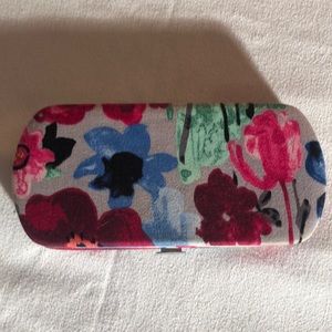Thirty One hard case floral wallet